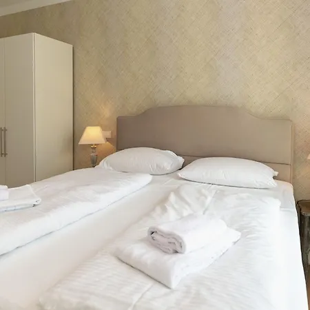 Apartment First - 32 