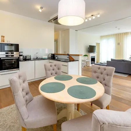 Apartment First - 32 